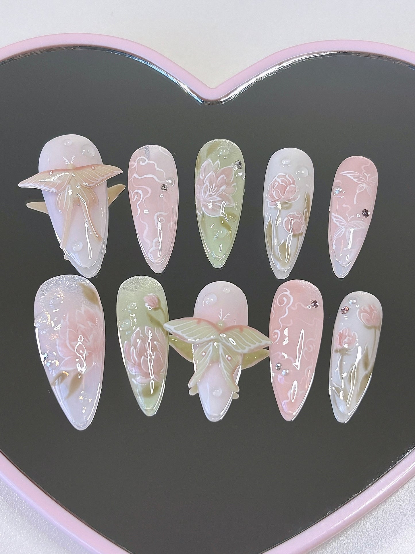 Chinese Moon Moth Set